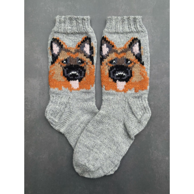 Saksanpaimenkoirasukat