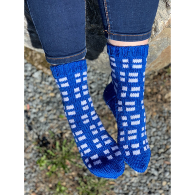 Suomi Finland -sukat ohje, FIN