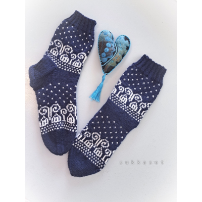 Taikayö-sukat ohje, FIN