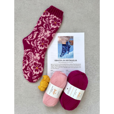 Oravia ja orvokkeja lankaohjepaketti - kirsikka/vaaleanpunainen