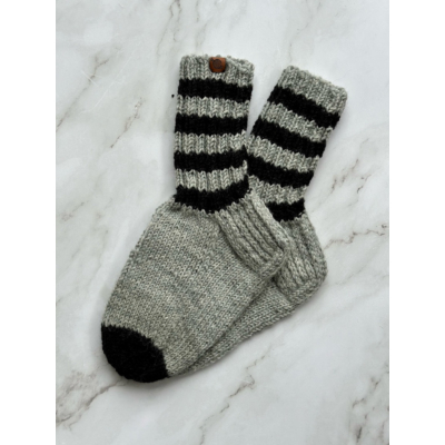 Nuoren neulojan sukat, koko 35-37 (harmaa/musta)