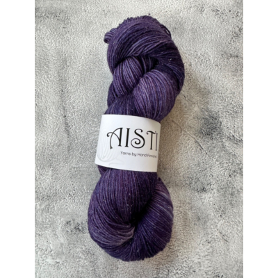 Aisti ohut kimallesukka, 100 g / 400 m, Black Doris