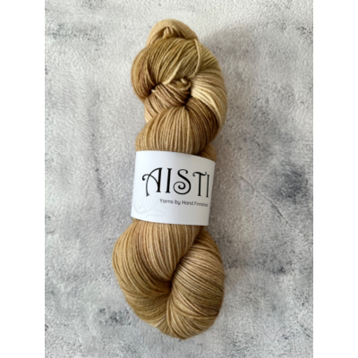 Aisti ohut sukka, 100 g / 400 m, Macadamia